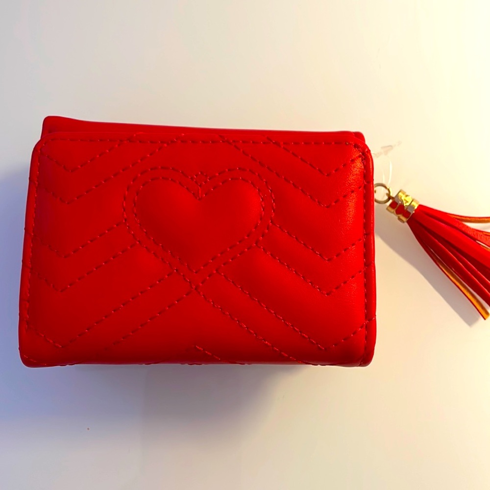 Red wallet